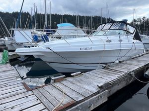 2000 Wellcraft Martinique 3000