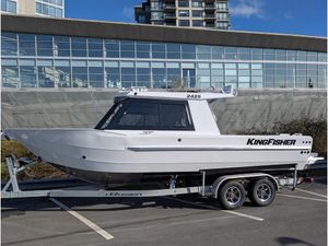 2026 KingFisher 2425 Escape HT