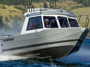 2026 KingFisher 2225 Escape HT