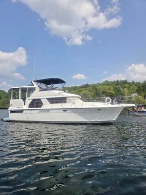 1994 Carver 440