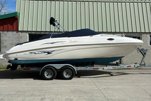 2002 Rinker 232 Captiva