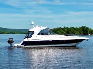 2008 Cruisers Yachts 460 Express