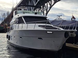 2001 Bayliner 5288