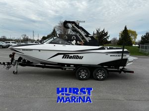 2017 Malibu 21VLX