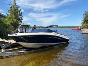 2009 Sea Ray 230 Select 50th Anniversary