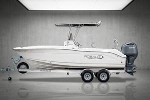 2022 Robalo R200