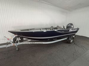 2026 KingFisher 1825 Warrior Tiller