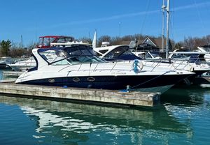 2005 Larson 370 Cabrio
