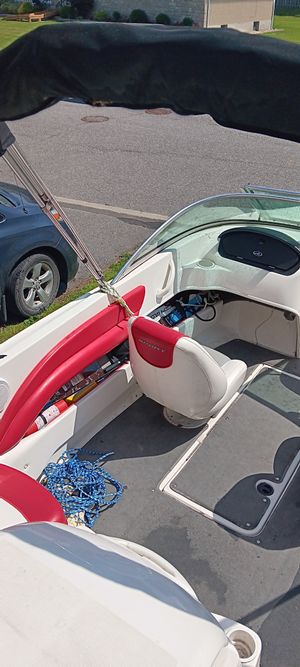 2011 Sea Ray 175 sport