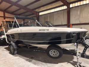 2018 Bayliner VR4