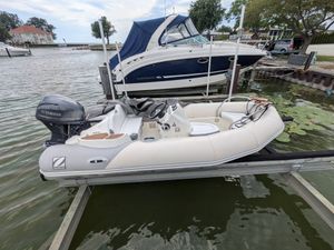 2017 Zodiac Yachtline