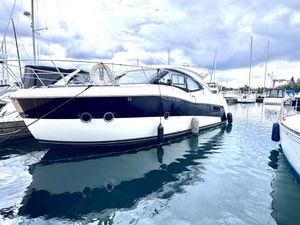 2015 Carver c37