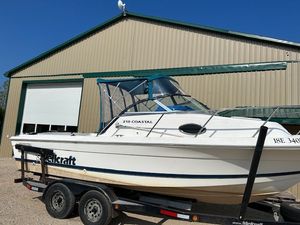 2000 Wellcraft 210 Coastal