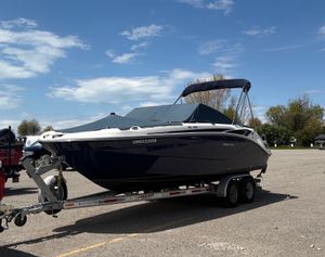 Hurricane SunDeck 235 OB 2024
