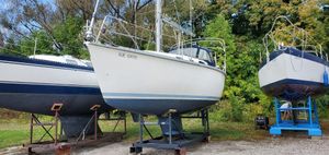 1990 Hunter 28