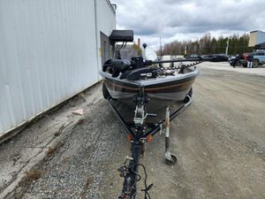 2007 Crestliner 1700 FISHHAWK