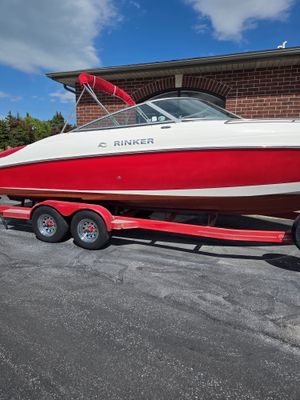 2006 Rinker Captiva 262