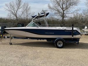 2005 Nautique Super Air Nautique 210