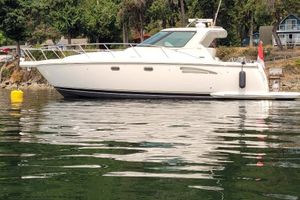 2004 Tiara 3600 Sovran