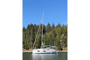 2023 Beneteau Oceanis 34.1