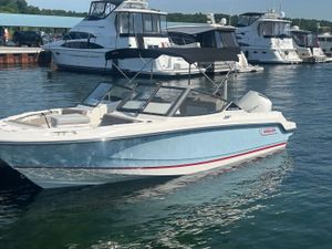 2024 Boston Whaler 210 Vantage