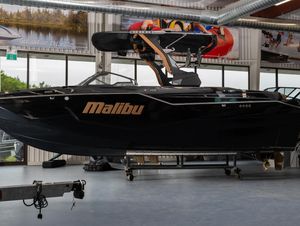 2026 Malibu M242