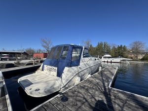 1999 Rinker 330 Fiesta Vee