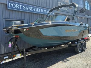 2026 MasterCraft XT22