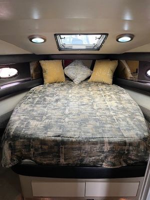 1990 Bayliner Avanti 3785