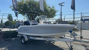 2026 Robalo R160