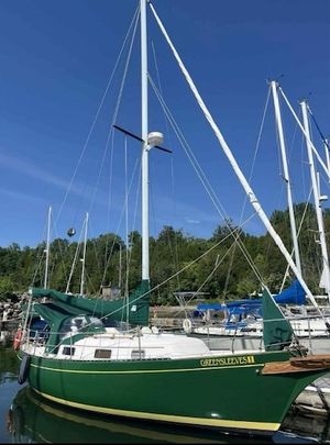 1981 Bayfield 32 Cutter