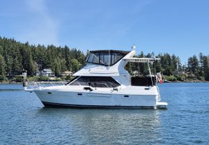 1995 Bayliner 3587 Motor Yacht