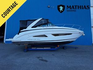 2017 Regal 32 EXPRESS
