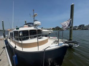 2017 Ranger Tugs R27 LE