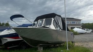 2026 Henley 180 Dual Console