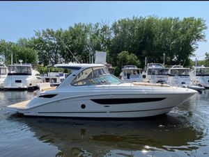 2016 Sea Ray 350 Sundancer