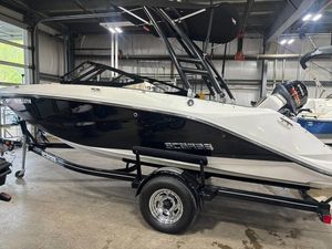 2014 Scarab 195