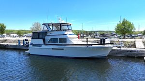 1985 Chris-Craft 426 Catalina