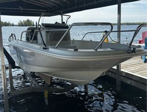 2020 Boston Whaler DAUNTLESS 170