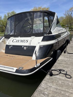 2003 Cruisers Yachts 4270 Express