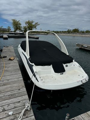 2008 Caravelle 267 bowrider