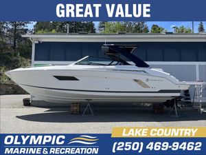 Cruisers Yachts 338 Bow Rider 2018