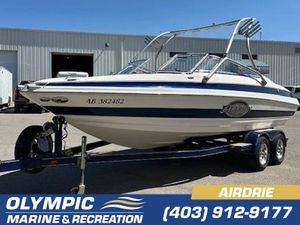 Larson LXi 228 2006
