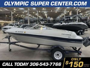 2003 Four Winns $163 BW   Family Escape   Timeless Memories