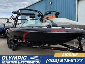 2023 Sanger Boats 215 SX SURF