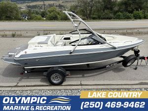 2015 Larson LX205