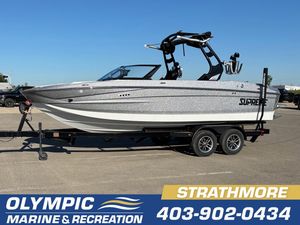 2025 Supreme Boats S220