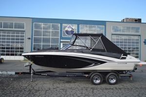 2015 Glastron GLASTRON 245