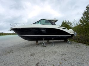 2022 Sea Ray 320 Sundancer