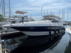 2004 Regal 4260 Commodore
